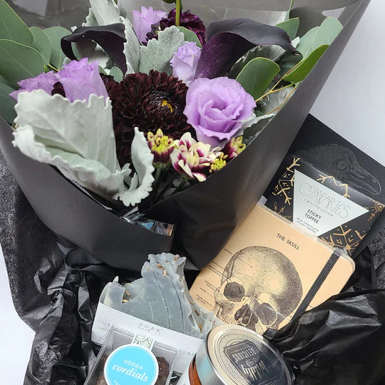 Vancouver | Gothis Gift Box with Fresh Florals