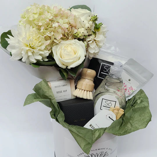 Vancouver | Housewarming Gift Box with Fresh Flowers