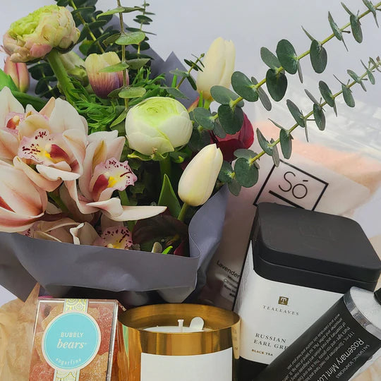 Vancouver | Fresh Floral Gift Box with Fresh Flowers