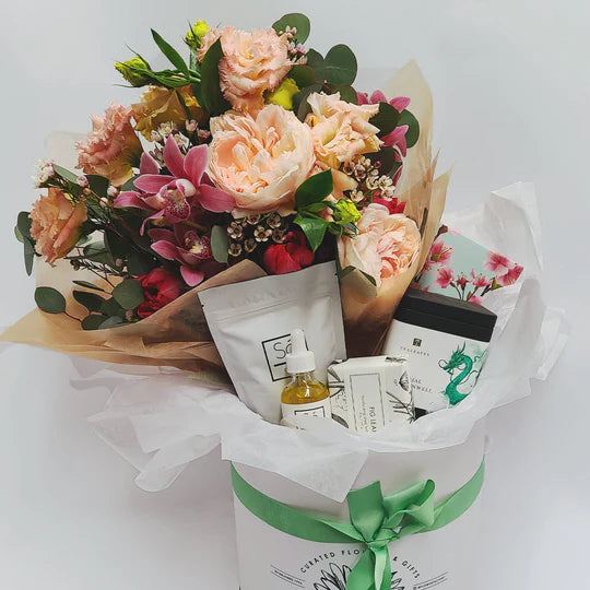 Vancouver | Fresh Floral Gift Box with Fresh Flowers