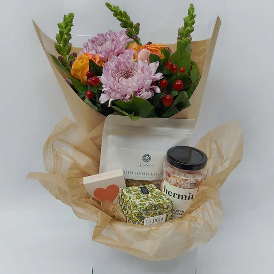Vancouver | Spa Relaxation Gift Box with Flowers
