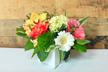 Load image into Gallery viewer, Vase Arrangement I
