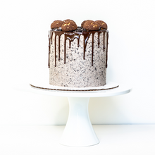 Load image into Gallery viewer, Cookies and Cream Cream Puff Cake

